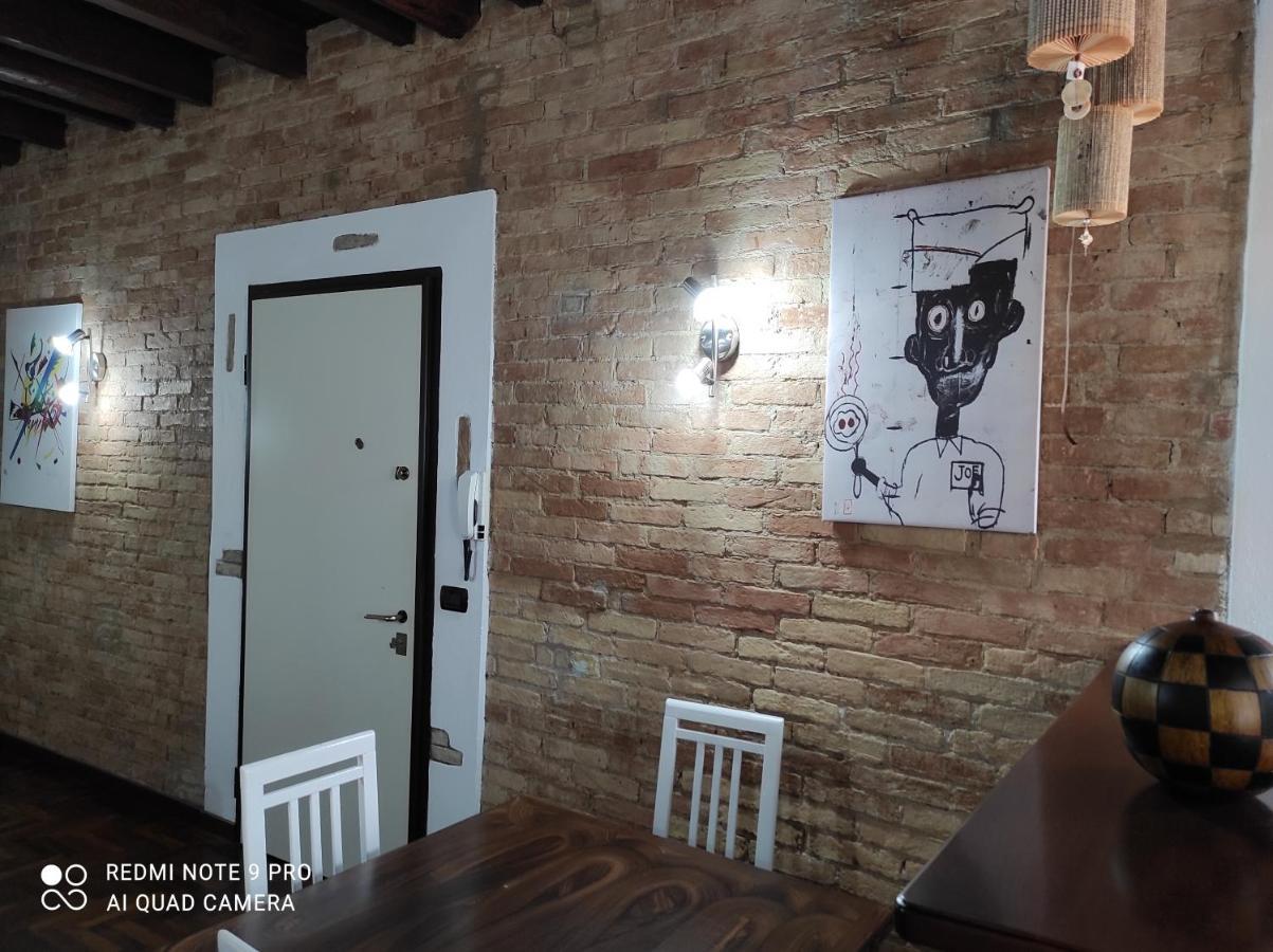 Old Town Home Iglesias Bagian luar foto